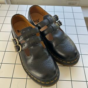 8065 Smooth Leather Mary Jane size 8